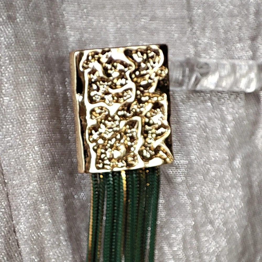 Gold Tone Hammered Elegant Green Flat Snake Chain Long Pierced Earrings NWOT